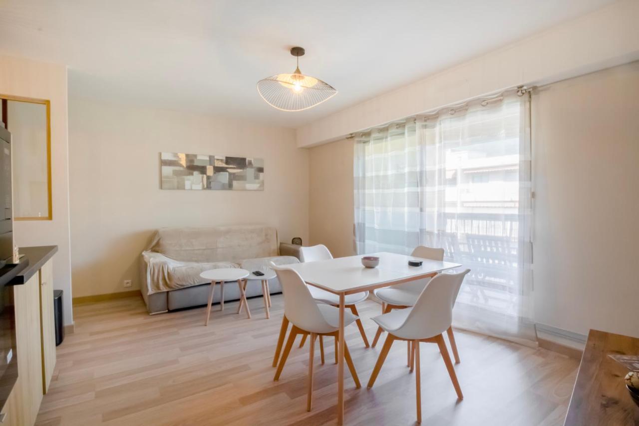 Confort Du Sud T2 Avec Garage Et Wifi En Centre-Ville Cavalaire-sur-Mer Eksteriør bilde